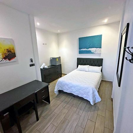 Surf Ranch Tamarindo Hotell Exteriör bild