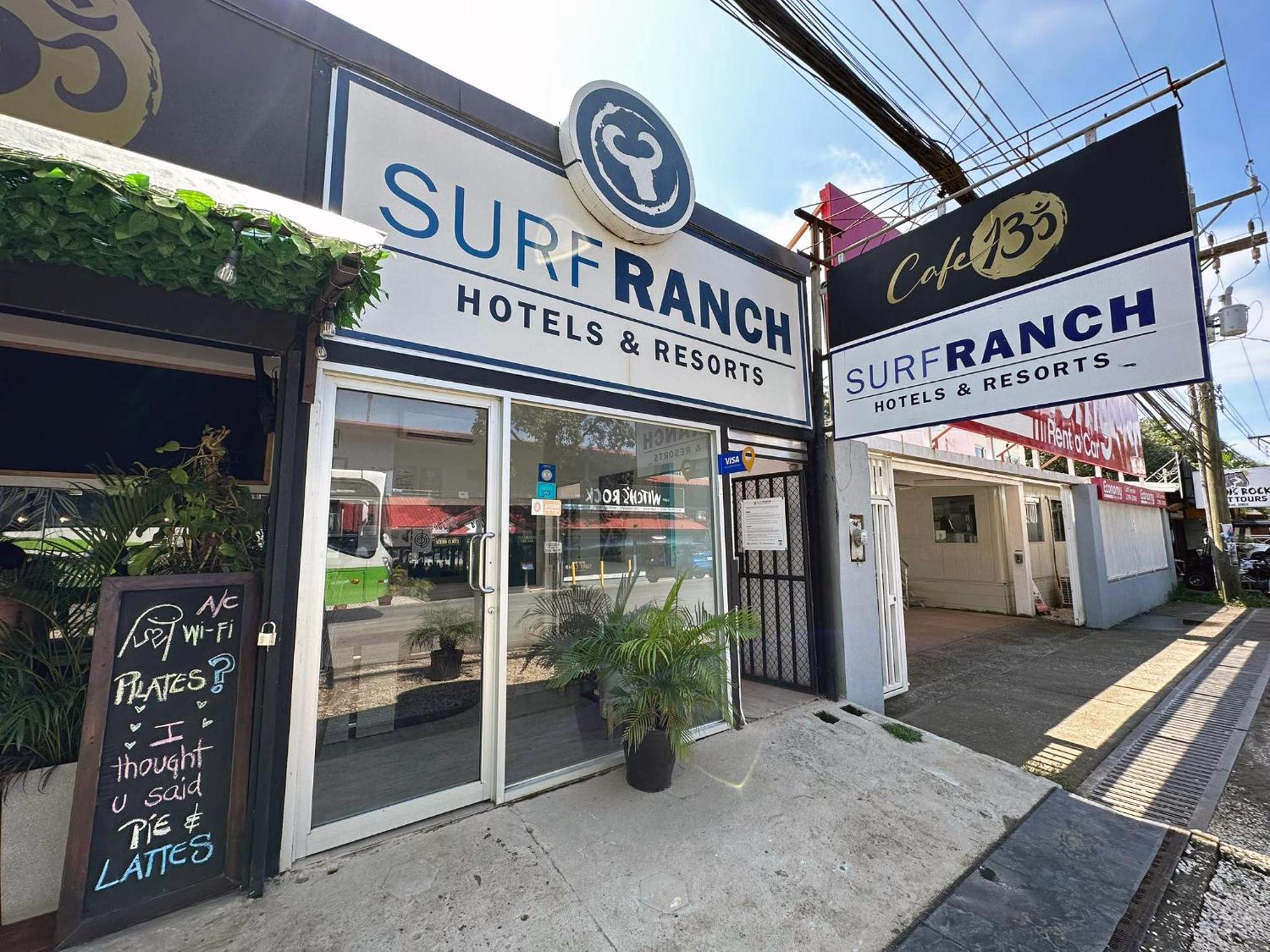 Surf Ranch Tamarindo Hotell Exteriör bild