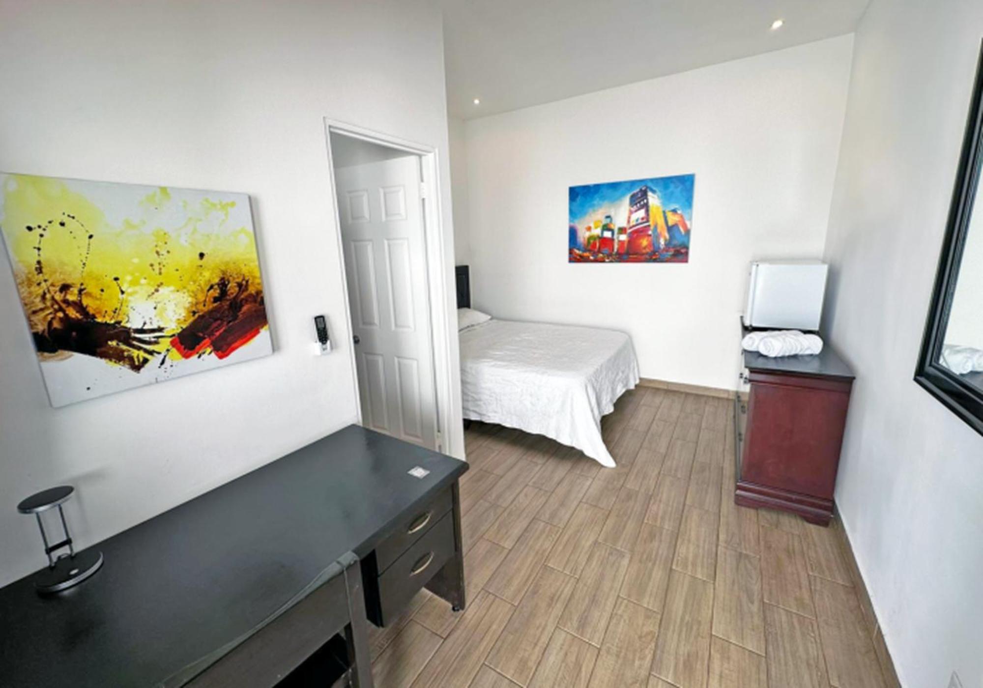Surf Ranch Tamarindo Hotell Exteriör bild
