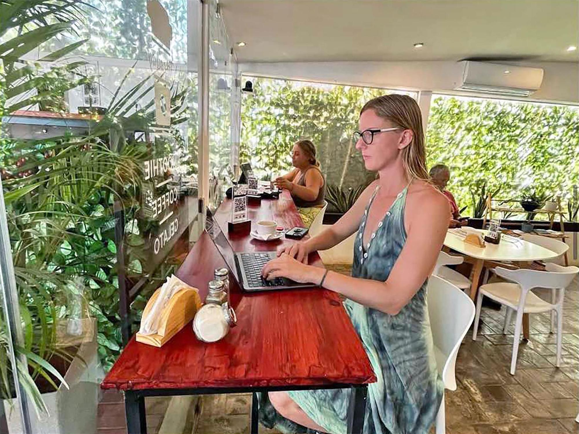 Surf Ranch Tamarindo Hotell Exteriör bild
