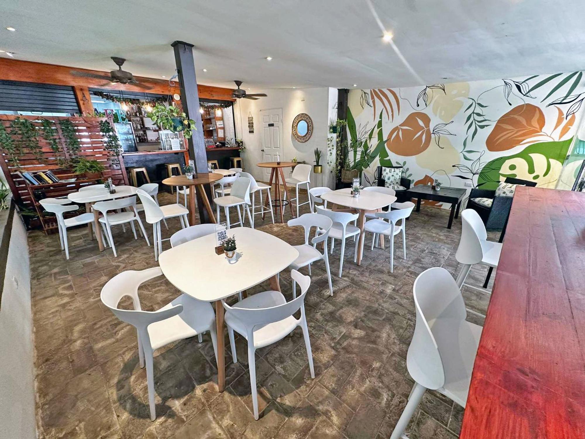 Surf Ranch Tamarindo Hotell Exteriör bild